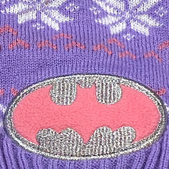 DC Comics Toddler Girls Purple Batman Signal Logo Knitted Beanie Hat Size 2T-5T - Picture 2 of 4